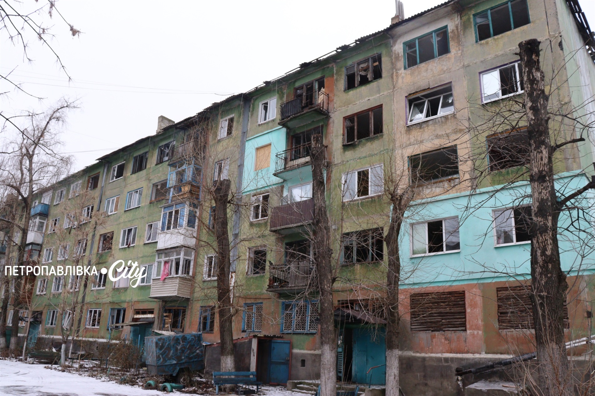 Білозерське — місто, що живе під дронами: як виживають люди за 12 кілометрів від фронту (ВІДЕО)