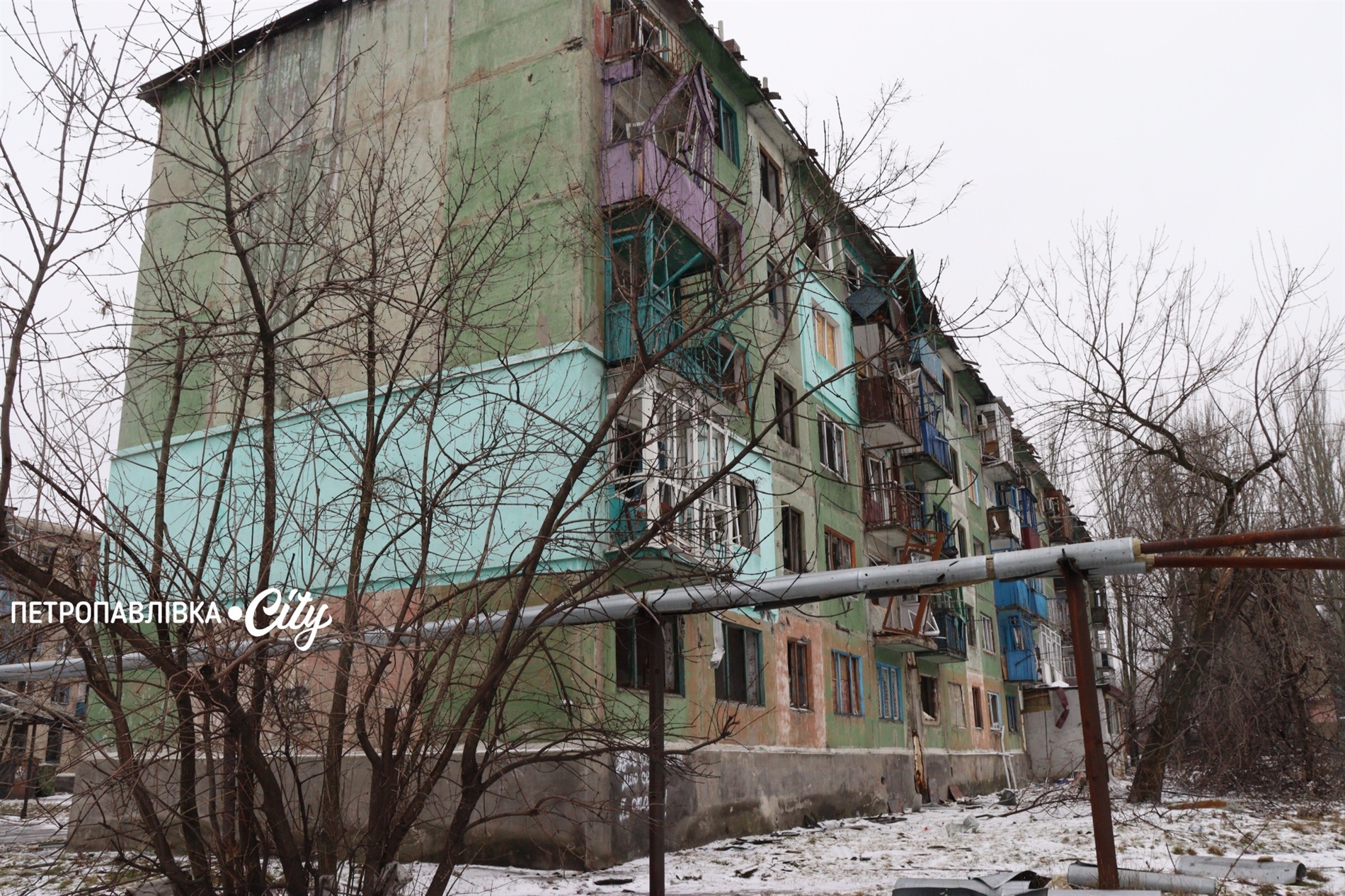 Білозерське — місто, що живе під дронами: як виживають люди за 12 кілометрів від фронту (ВІДЕО)