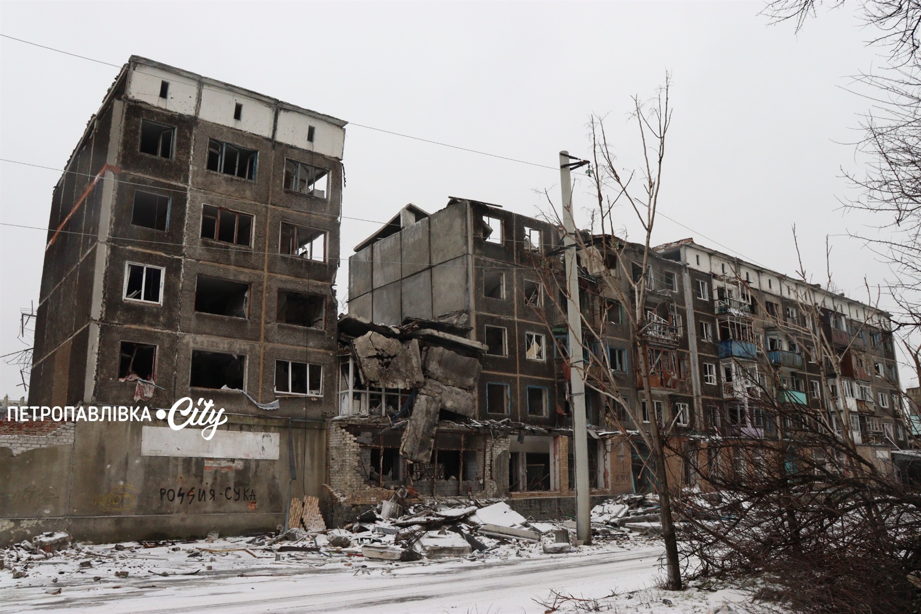 Білозерське — місто, що живе під дронами: як виживають люди за 12 кілометрів від фронту (ВІДЕО)