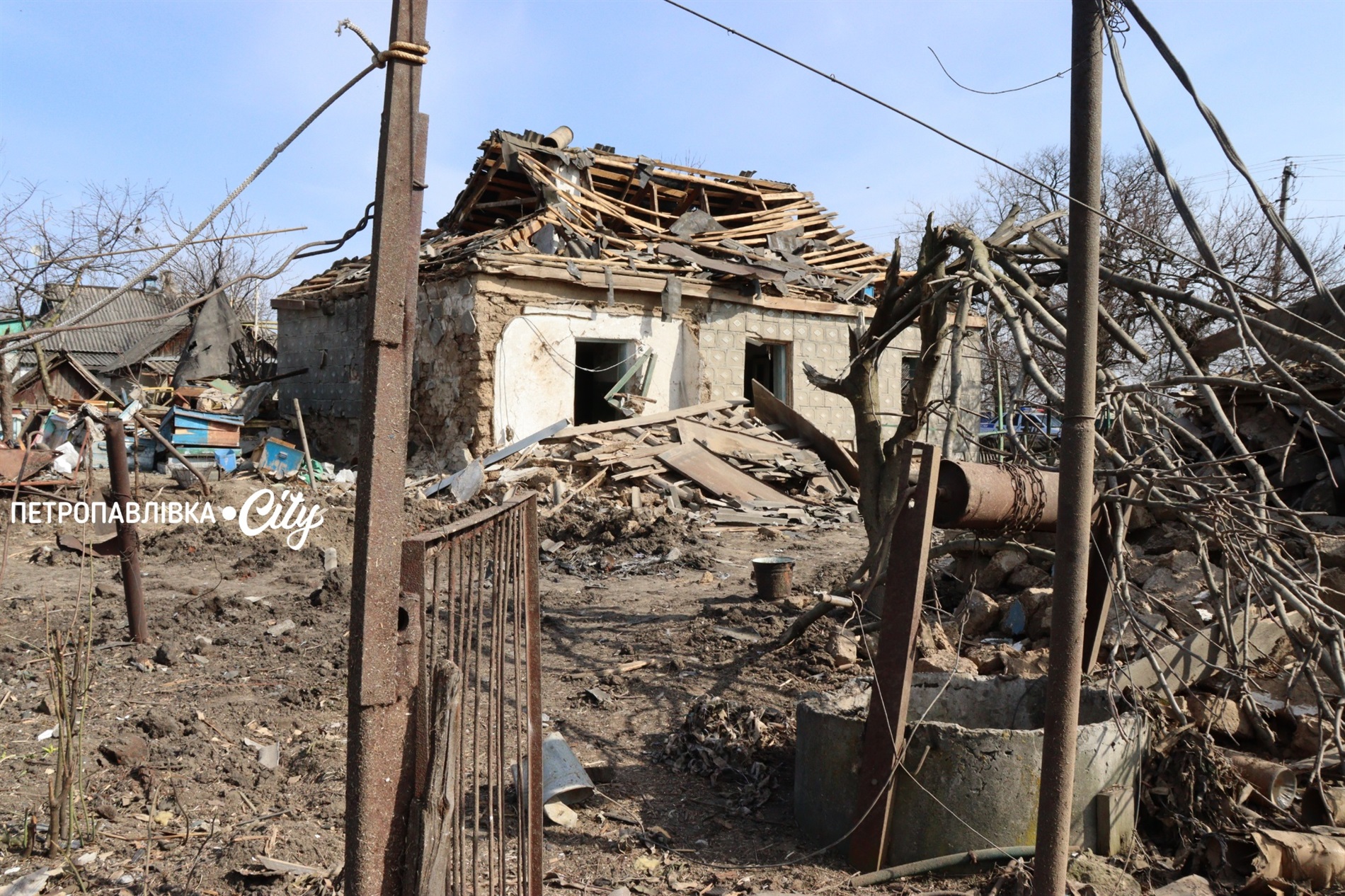 У Петрівці люди пережили страшну ніч: зруйновані будинки (ВІДЕО)