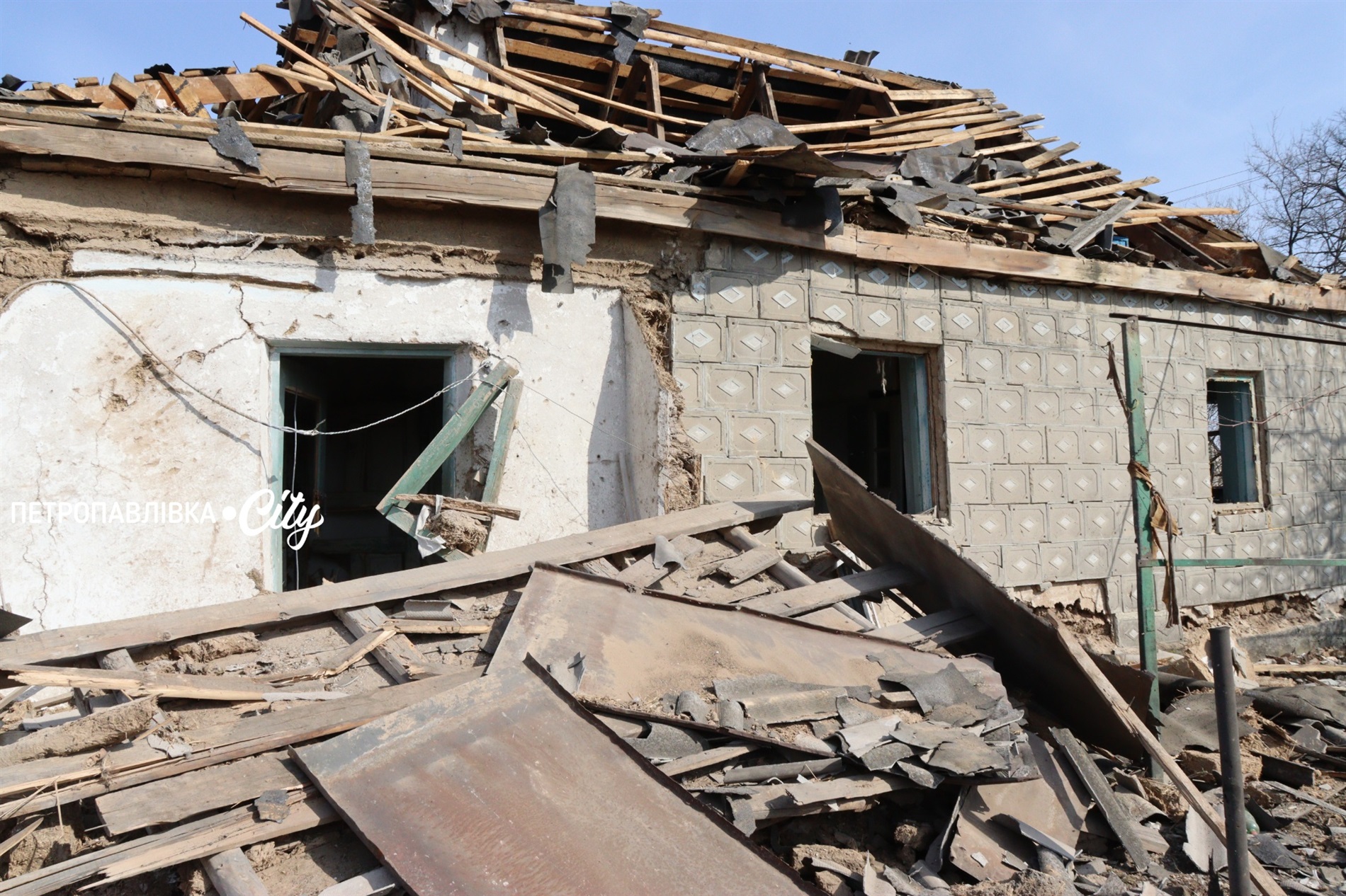 У Петрівці люди пережили страшну ніч: зруйновані будинки (ВІДЕО)