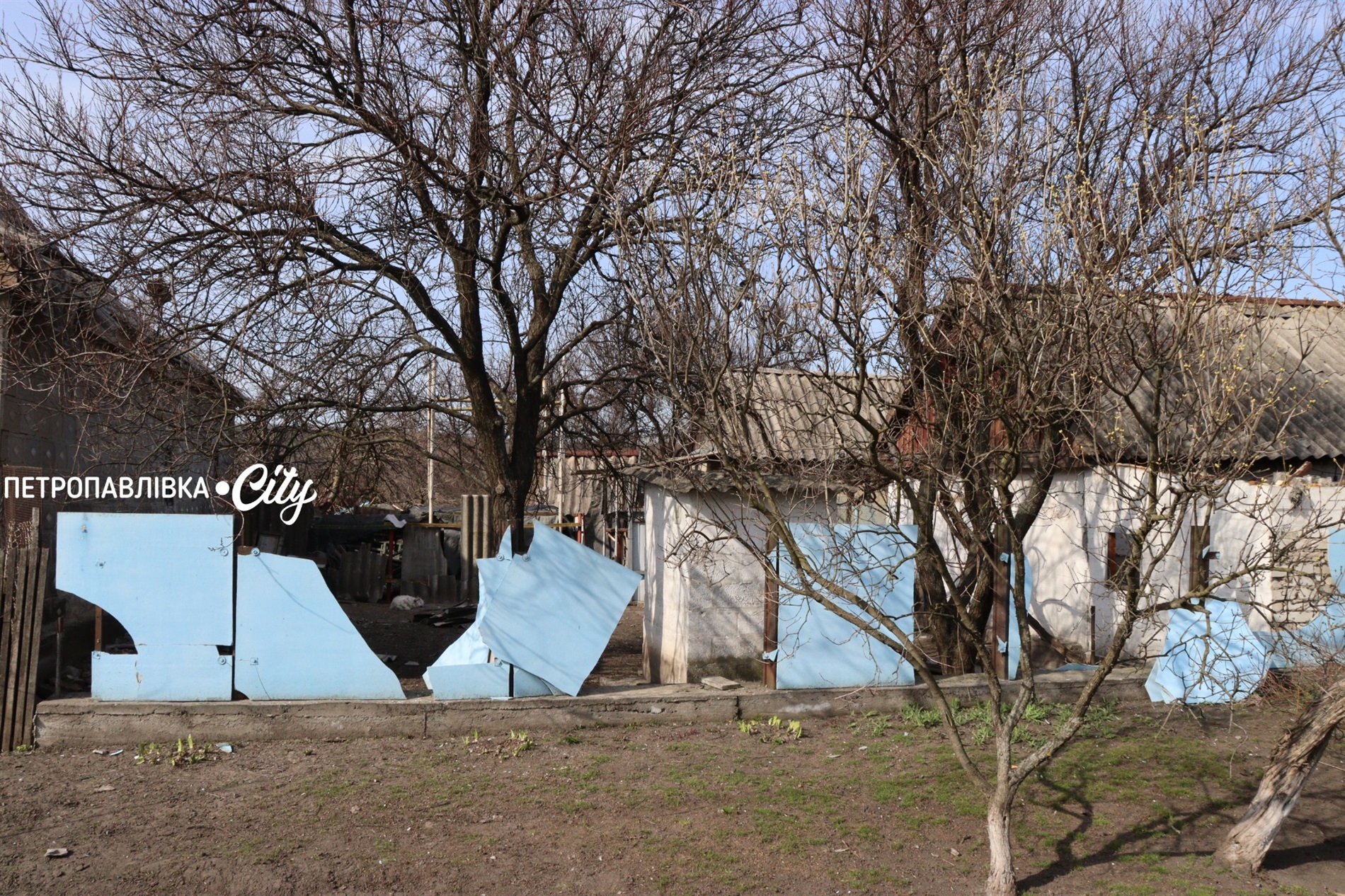 У Петрівці люди пережили страшну ніч: зруйновані будинки (ВІДЕО)