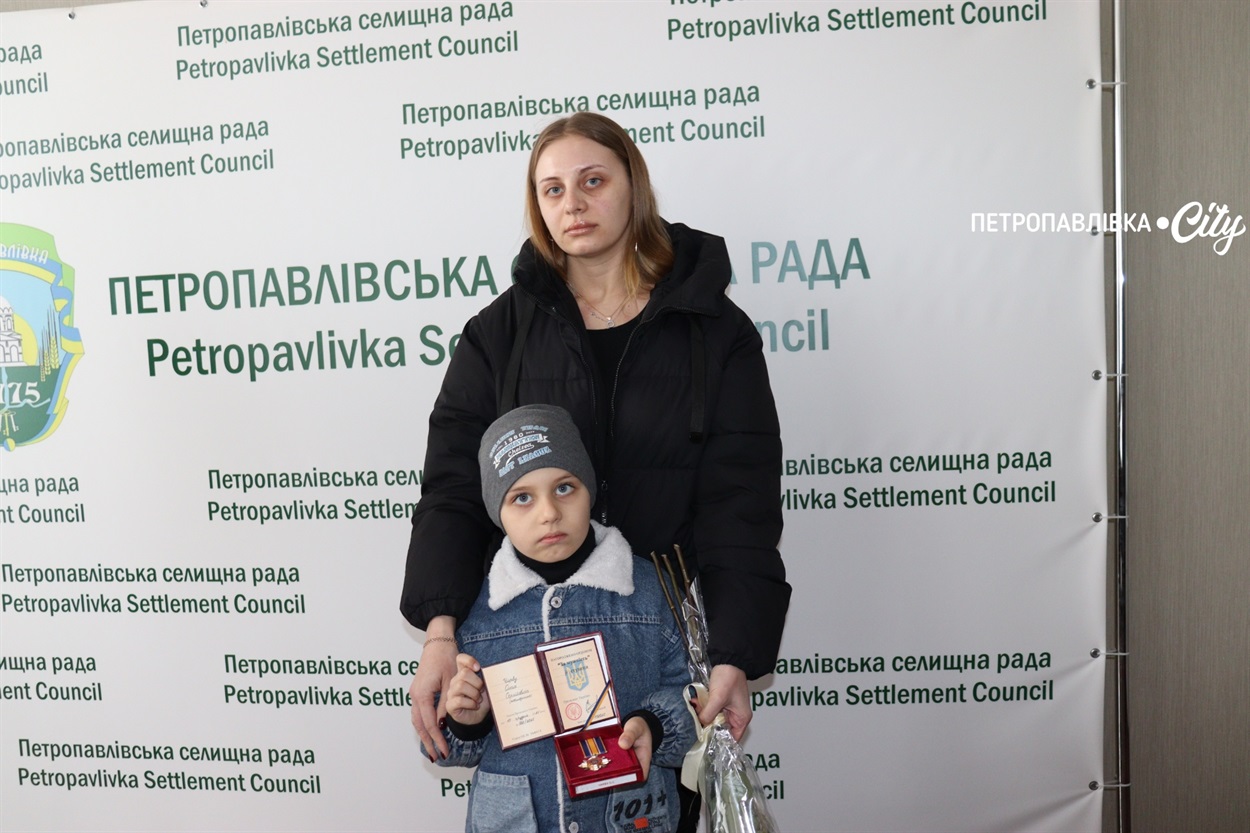 Орденом «За мужність» ІІІ ступеню посмертно нагороджено Олега Чирву з Петропавлівки (ВІДЕО)