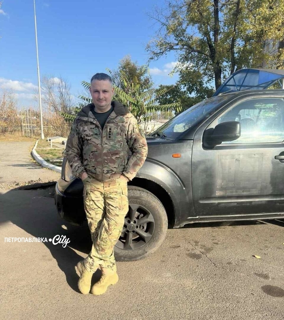 На щиті Сергій Кіяшко - Петропавлівка прощається з офіцером 24-ї бригади імені Короля Данила (ВІДЕО)