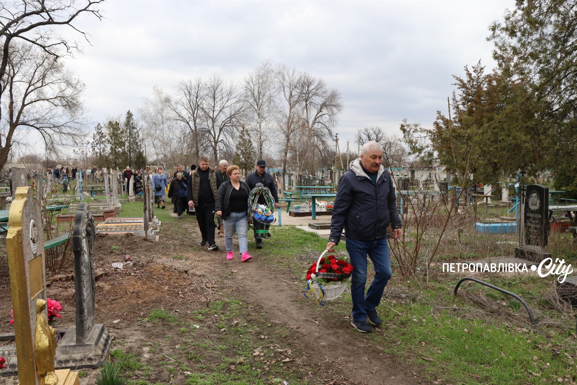 На щиті Сергій Кіяшко - Петропавлівка прощається з офіцером 24-ї бригади імені Короля Данила (ВІДЕО)