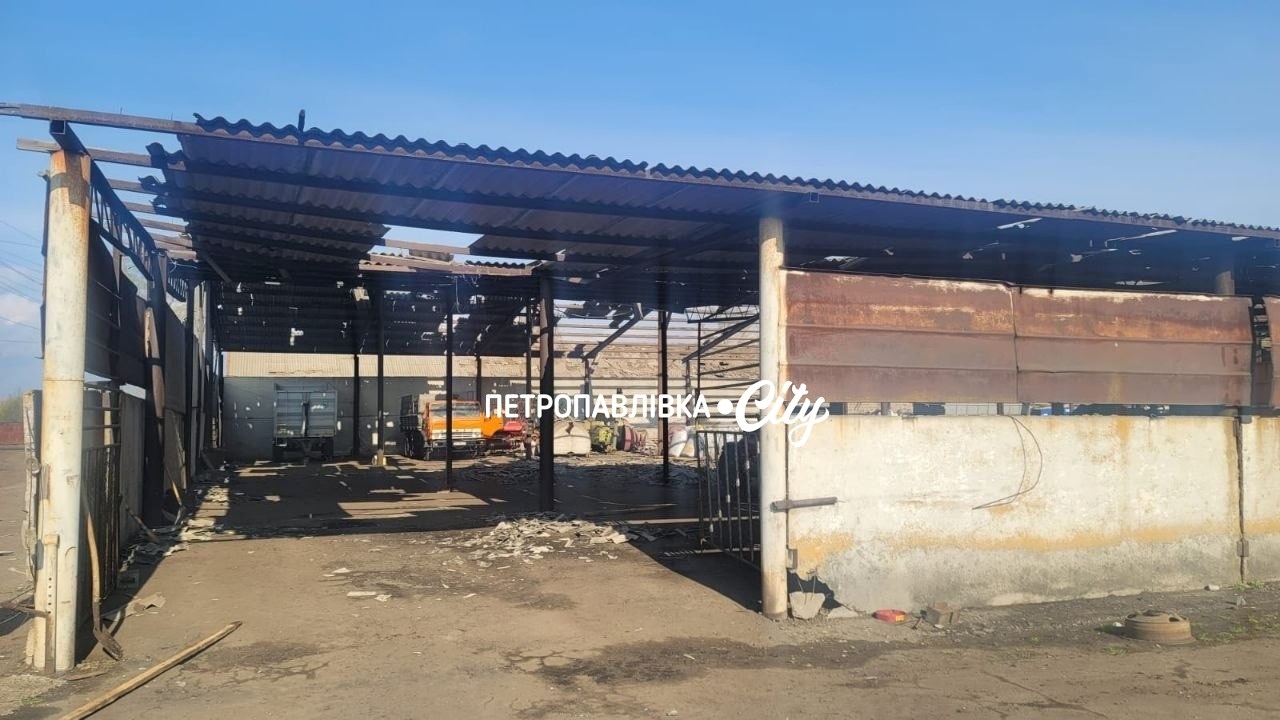Ворог атакував Петропавлівську та Українську громади: пошкоджені будинки, ферма та інфраструктура