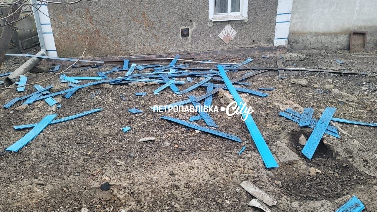 Ворог атакував Петропавлівську та Українську громади: пошкоджені будинки, ферма та інфраструктура