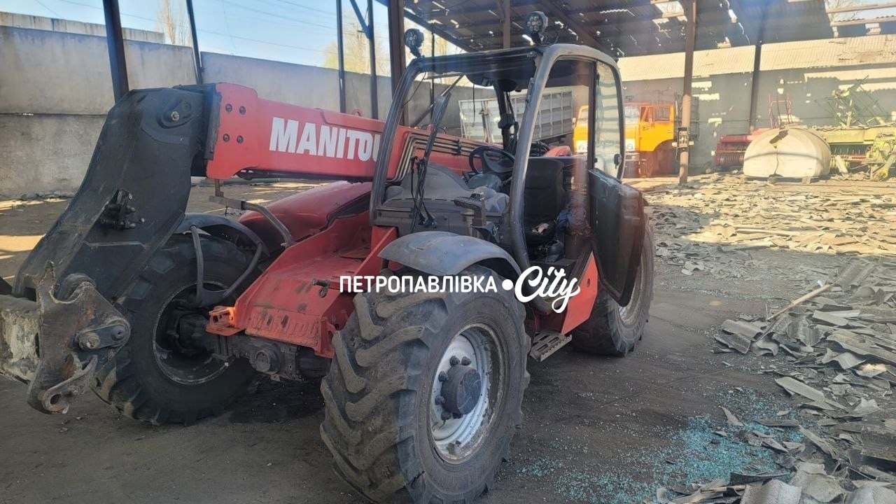 Ворог атакував Петропавлівську та Українську громади: пошкоджені будинки, ферма та інфраструктура