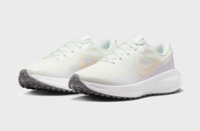 жіночі кросівки Nike