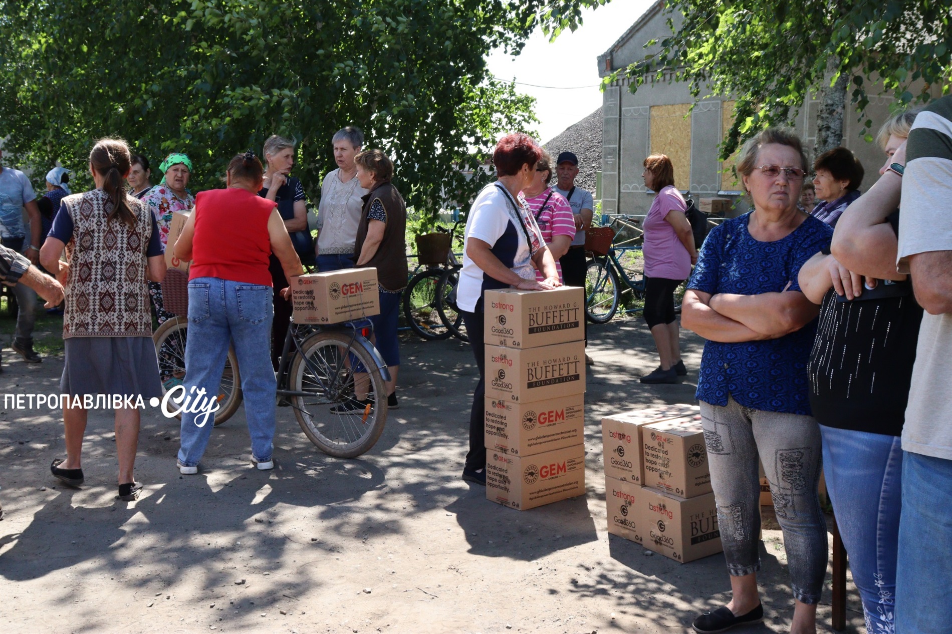 Гуманітарна місія GEM доставила допомогу у села Самарське та селище Українське (ВІДЕО)