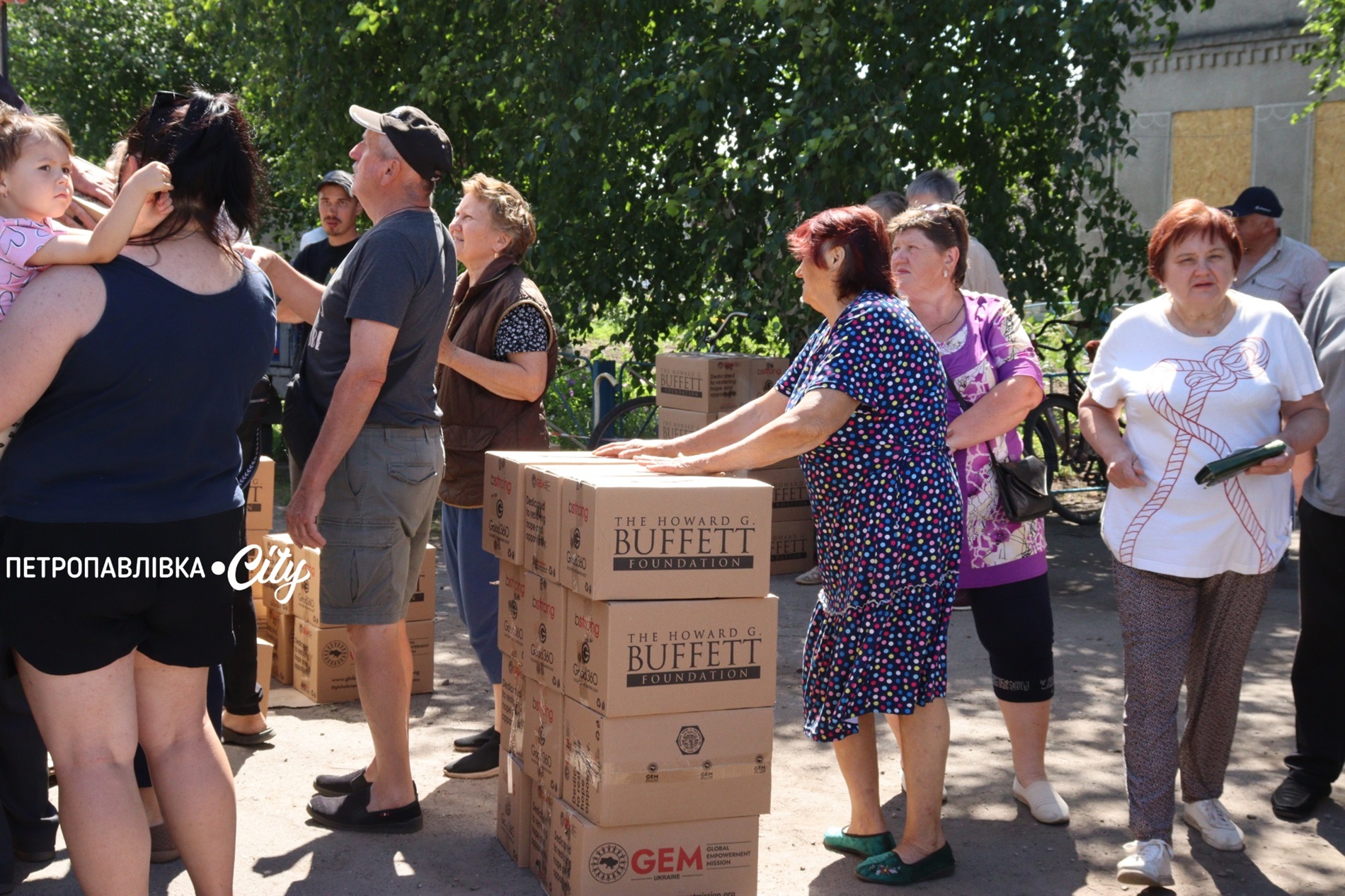 Гуманітарна місія GEM доставила допомогу у села Самарське та селище Українське (ВІДЕО)