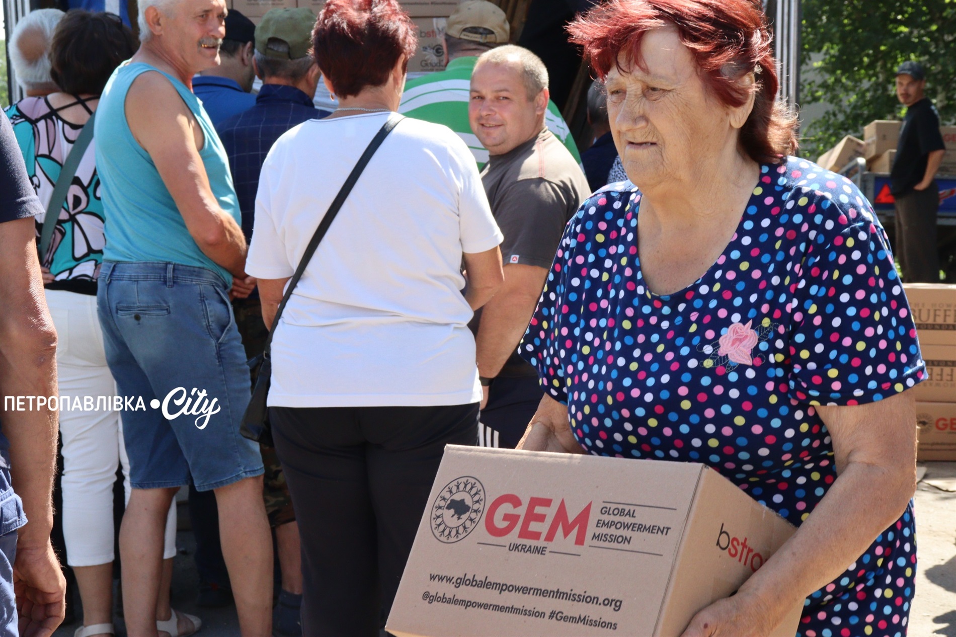 Гуманітарна місія GEM доставила допомогу у села Самарське та селище Українське (ВІДЕО)