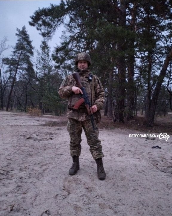 «Ми до останнього вірили, що він живий»: на щиті Шмирьов Роман з Донеччини (ВІДЕО)