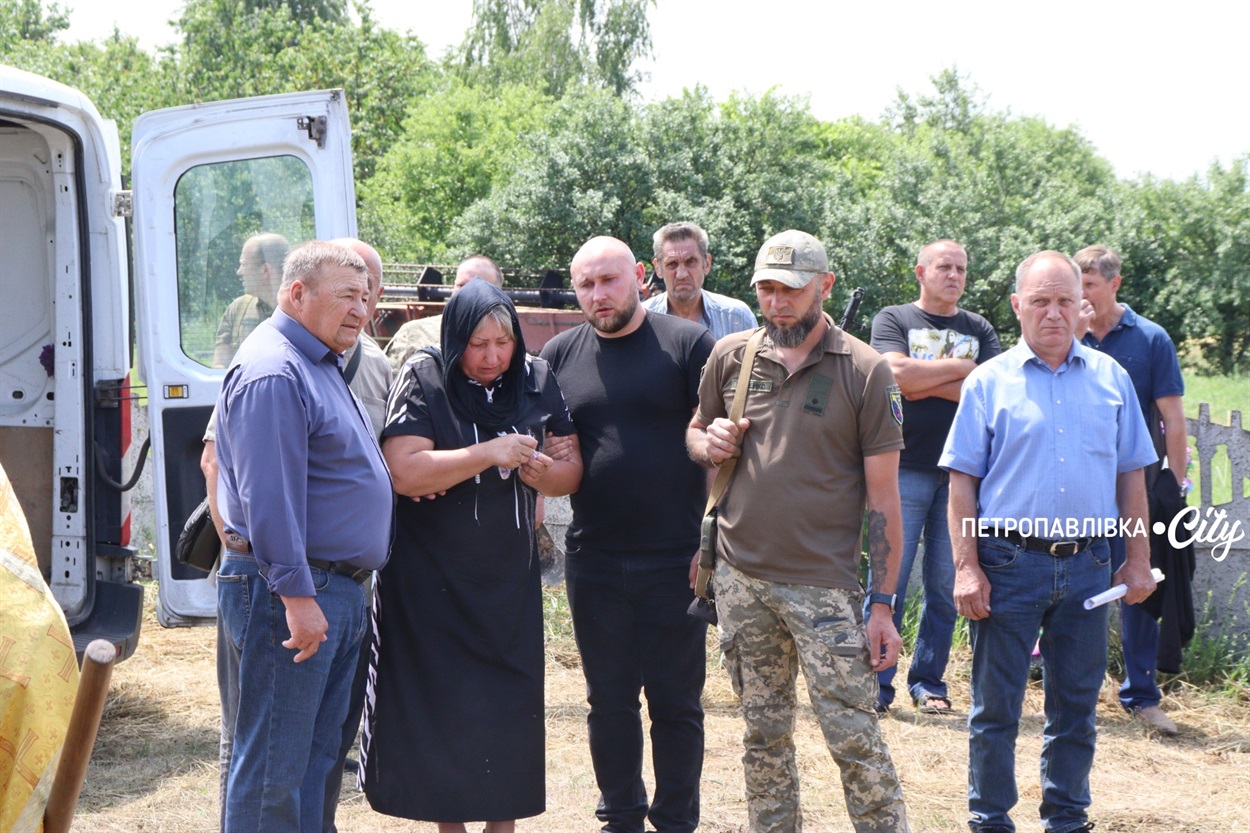 «Ми до останнього вірили, що він живий»: на щиті Шмирьов Роман з Донеччини (ВІДЕО)