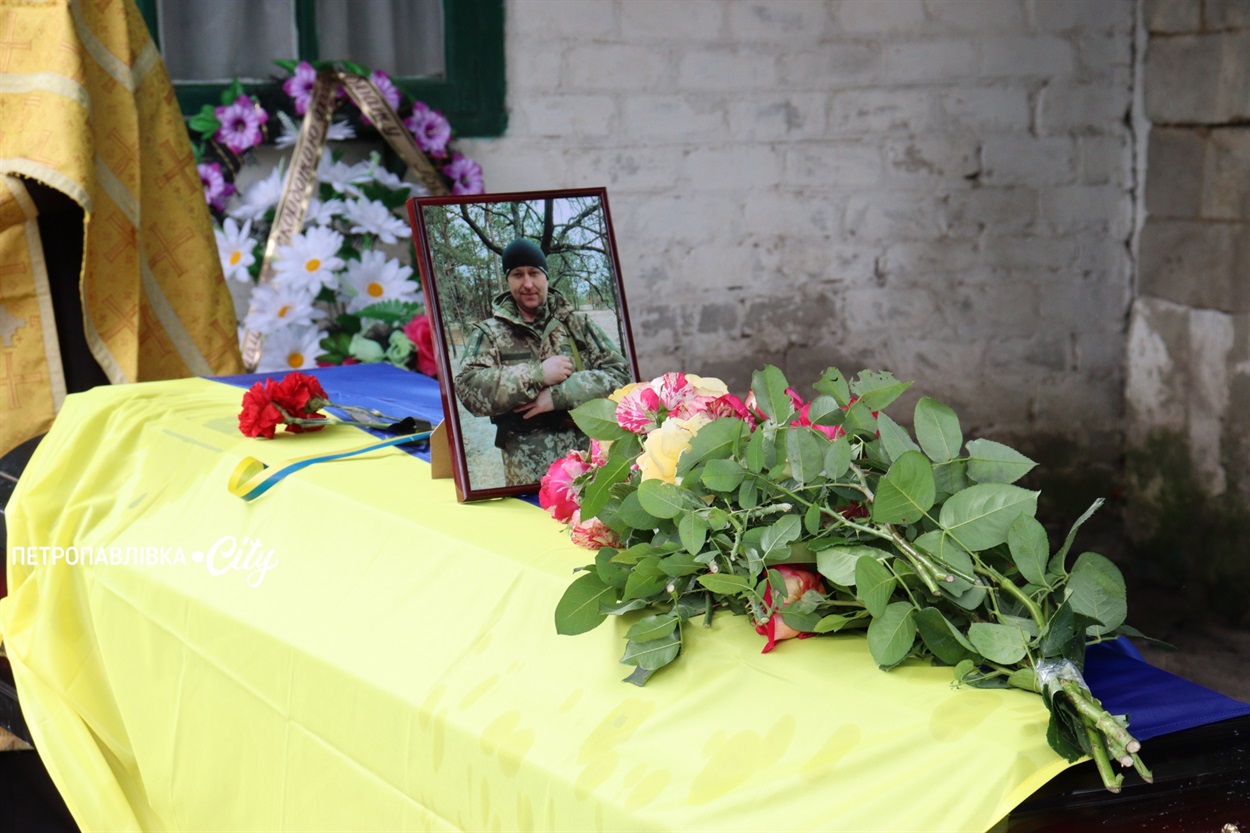 «Ми до останнього вірили, що він живий»: на щиті Шмирьов Роман з Донеччини (ВІДЕО)