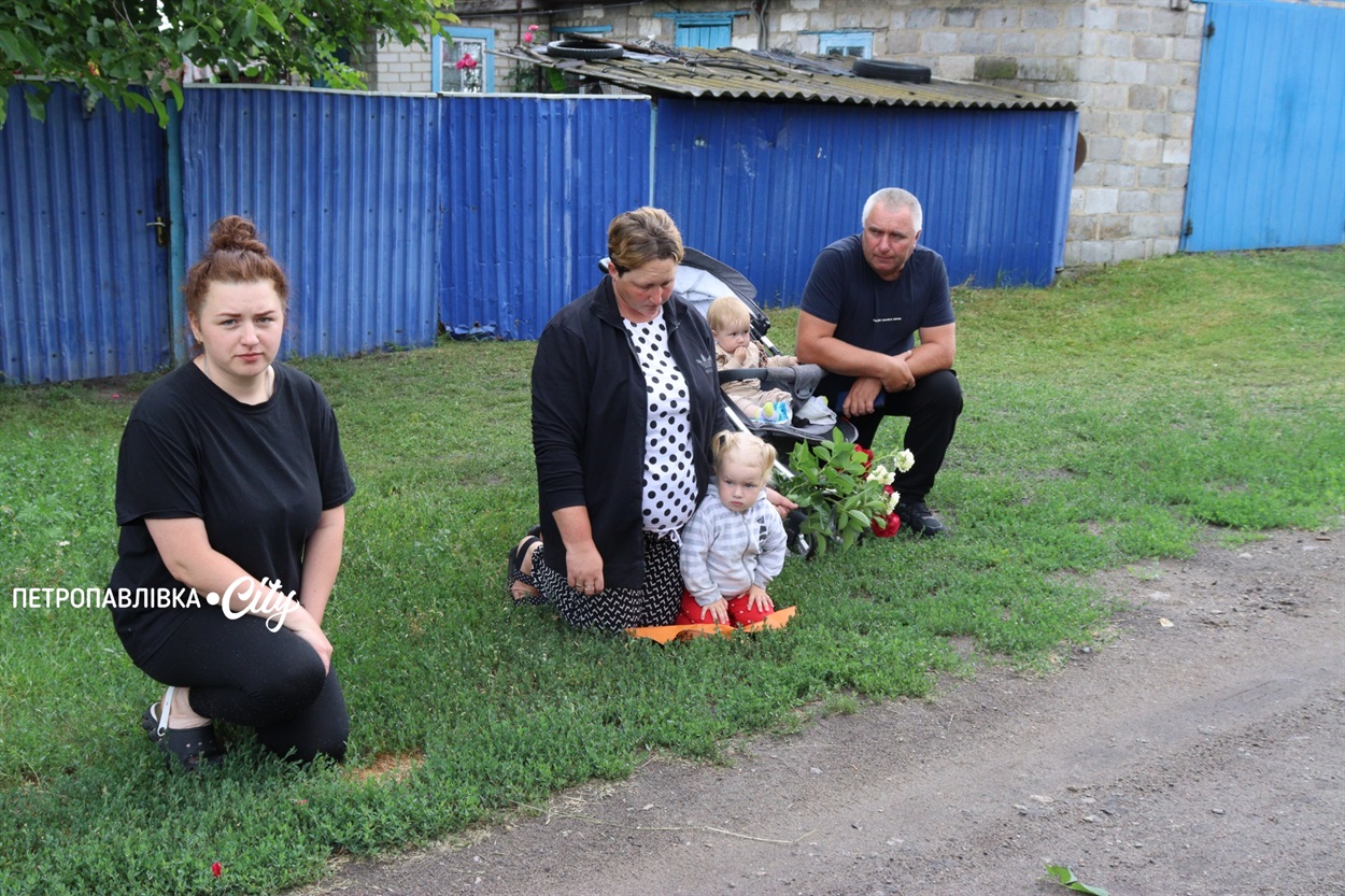 «Ми до останнього вірили, що він живий»: на щиті Шмирьов Роман з Донеччини (ВІДЕО)