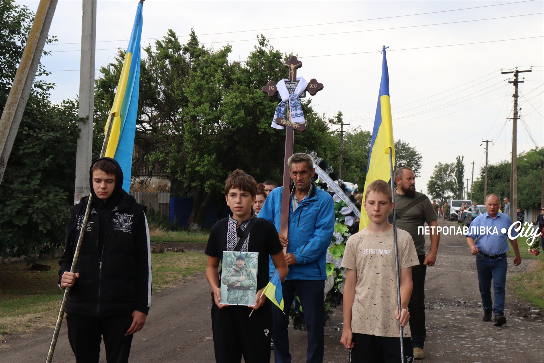 «Ми до останнього вірили, що він живий»: на щиті Шмирьов Роман з Донеччини (ВІДЕО)