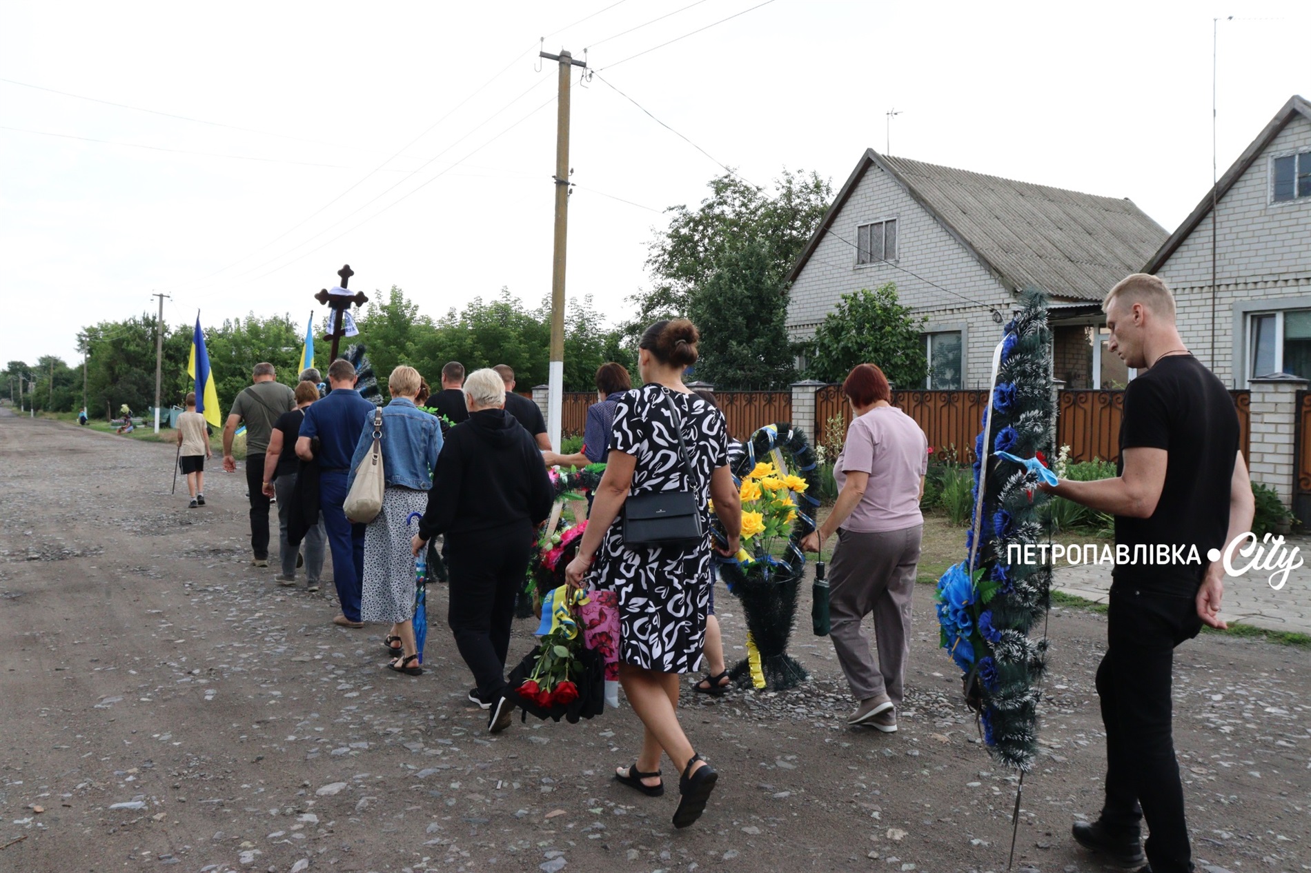 «Ми до останнього вірили, що він живий»: на щиті Шмирьов Роман з Донеччини (ВІДЕО)