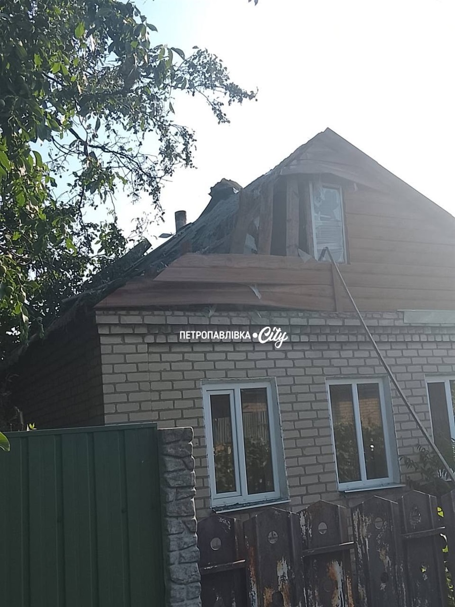 Ворожі безпілотники атакували Петропавлівку, Самарське, Троїцьке та Зелений Гай