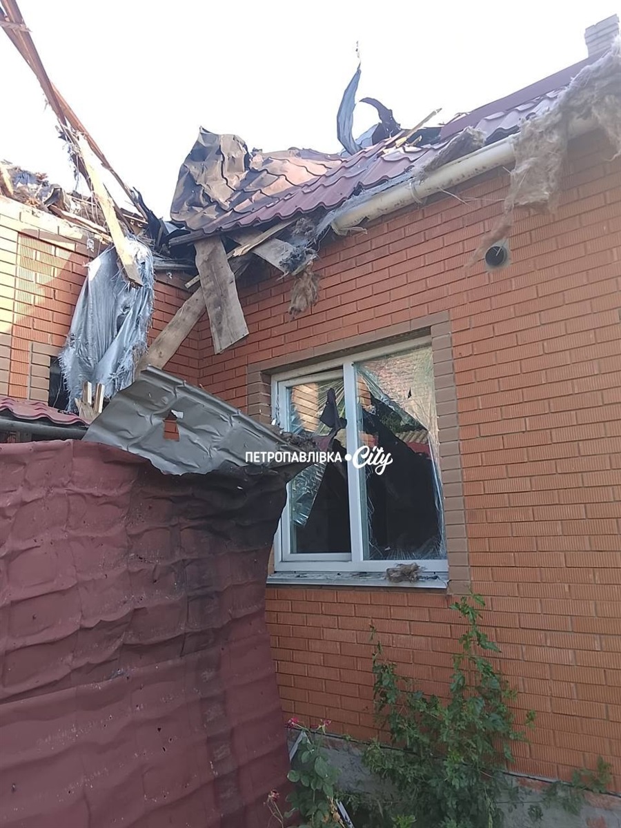Ворожі безпілотники атакували Петропавлівку, Самарське, Троїцьке та Зелений Гай