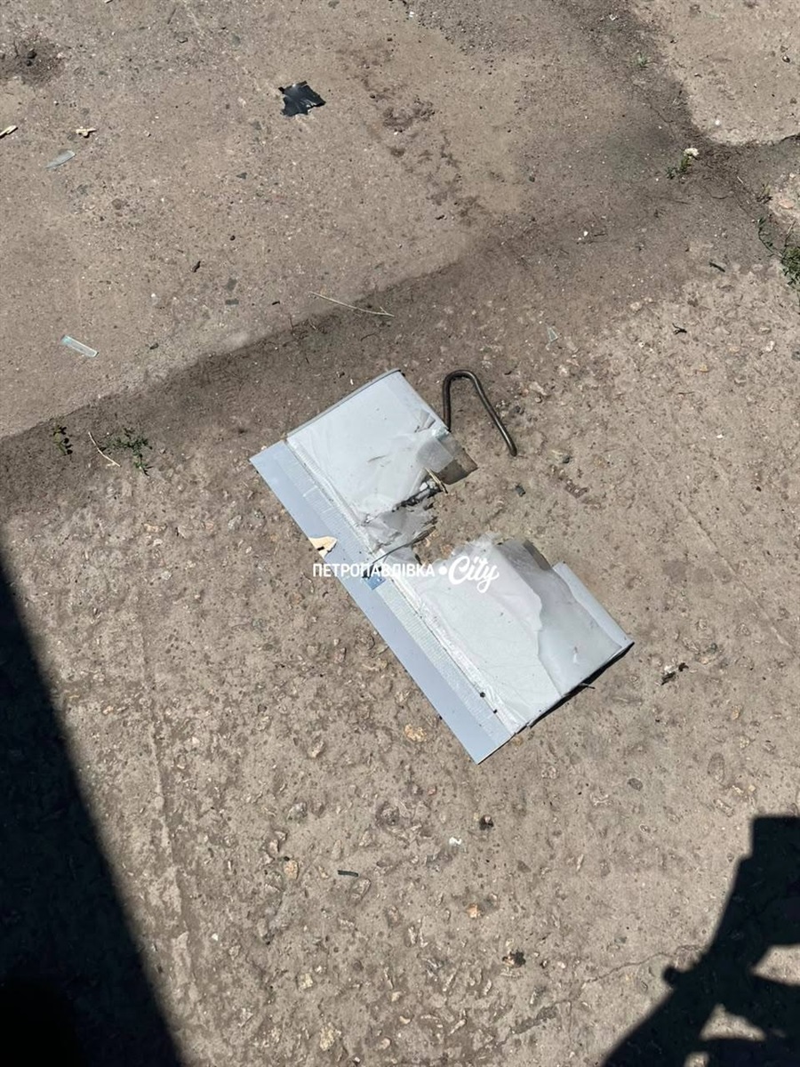 Ворожі дрони та КАБи атакували Росішки, Петропавлівку та Богинівку: загинула дитина