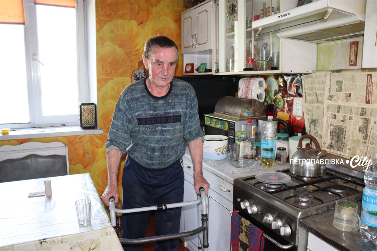 «Як тепер жити?..» У селі Шевченка російські КАБи вбили семирічну Вероніку та знищили будинки мирних