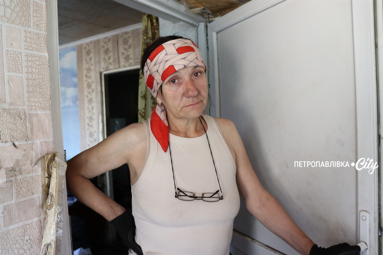 «Як тепер жити?..» У селі Шевченка російські КАБи вбили семирічну Вероніку та знищили будинки мирних