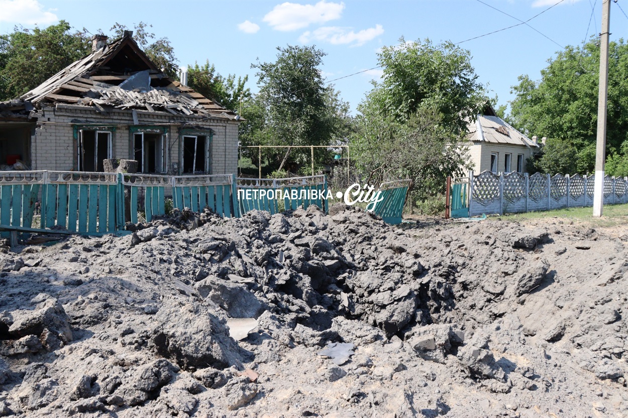 «Як тепер жити?..» У селі Шевченка російські КАБи вбили семирічну Вероніку та знищили будинки мирних