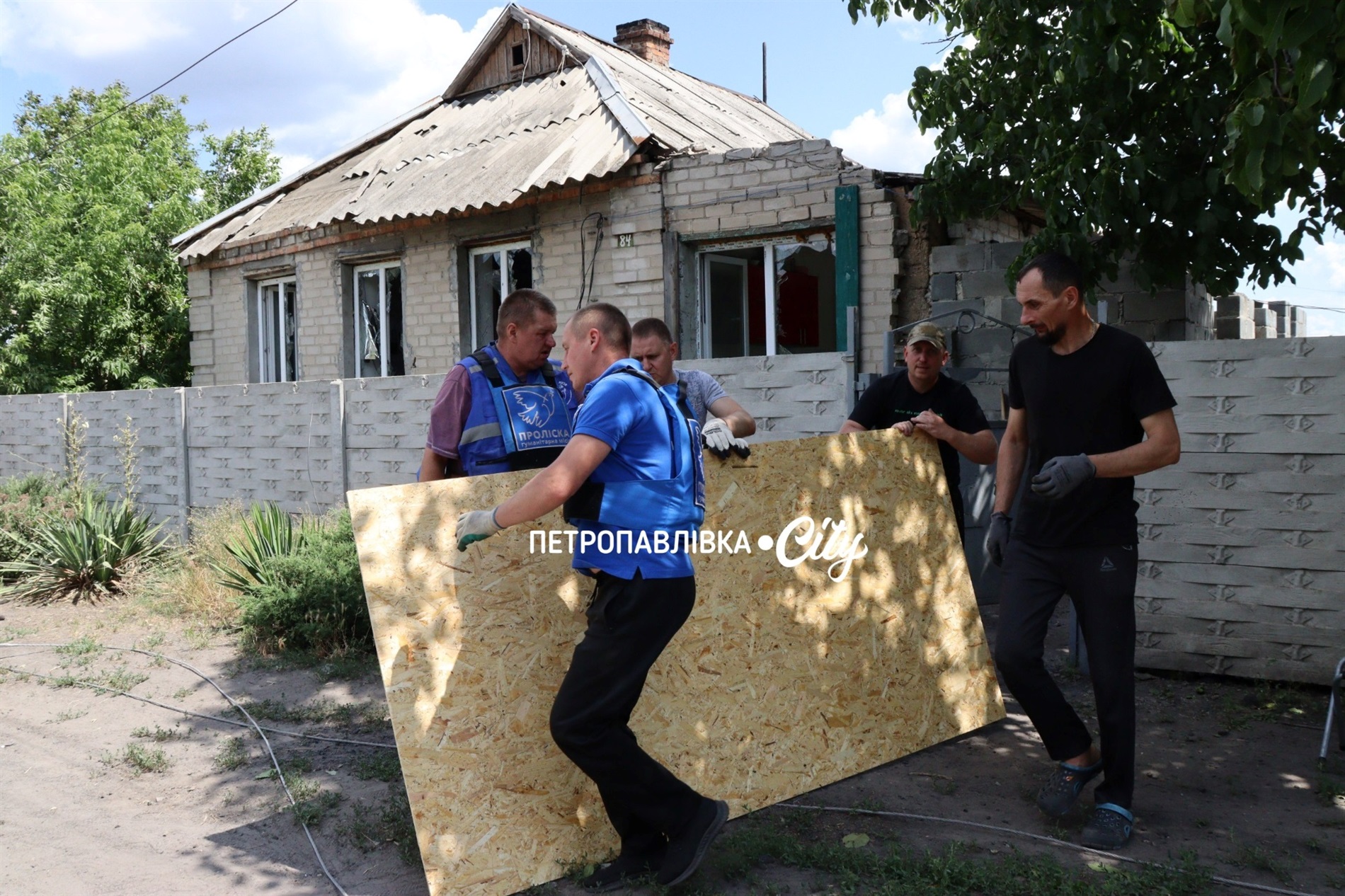 У Дмитрівці ворожа 