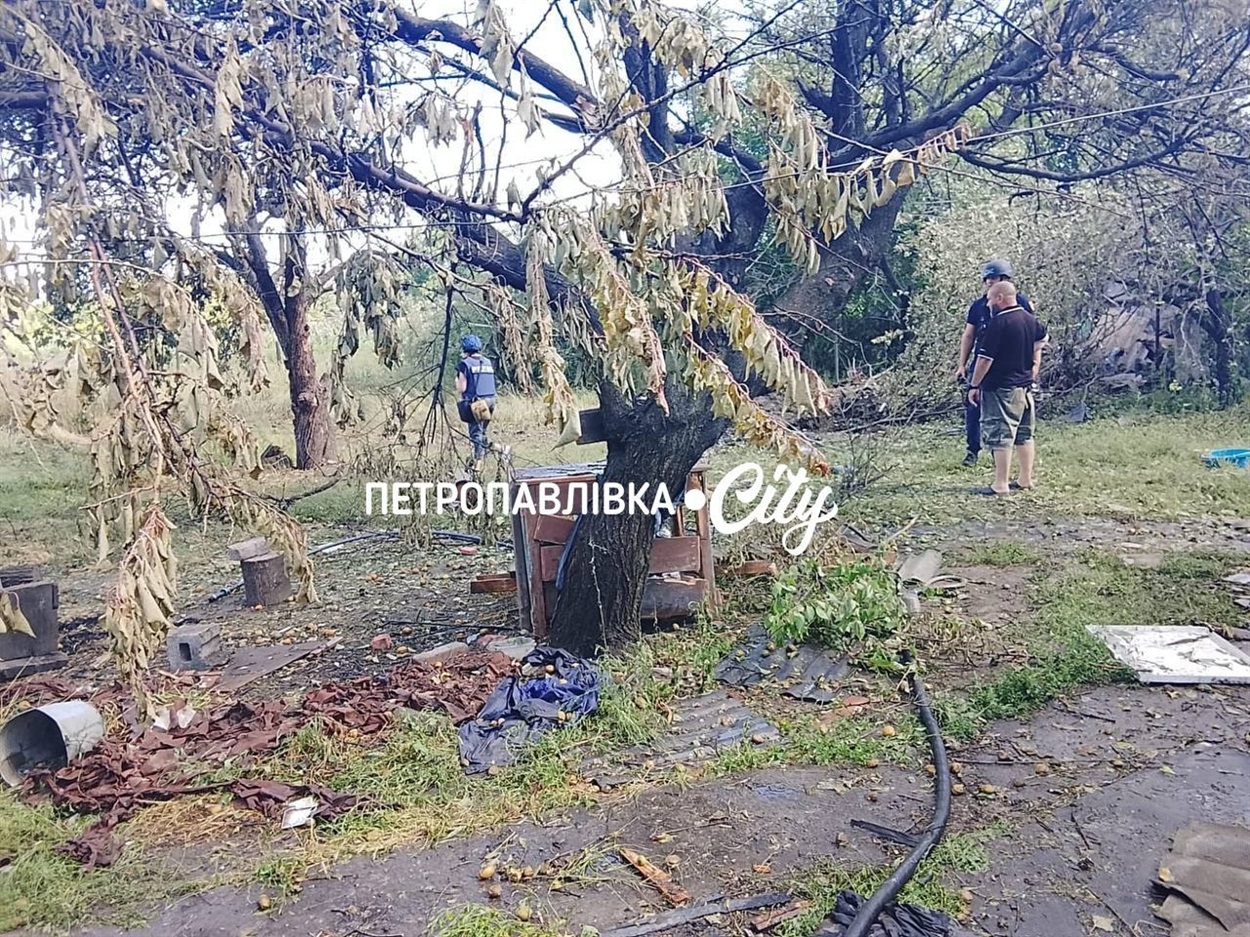 Петропавлівка в жалобі: російська атака забрала життя двох односельців (ВІДЕО)