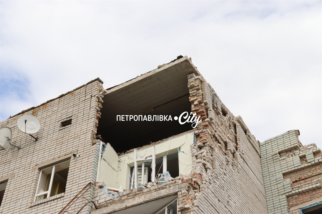 Де ранок починається з КАБів: як виживає прифронтова Васильківка (ВІДЕО)