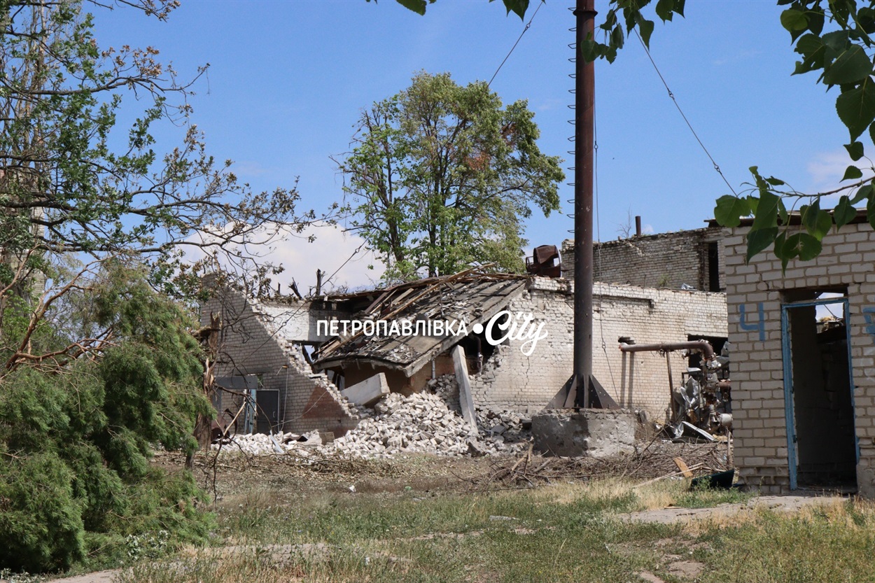 Де ранок починається з КАБів: як виживає прифронтова Васильківка (ВІДЕО)