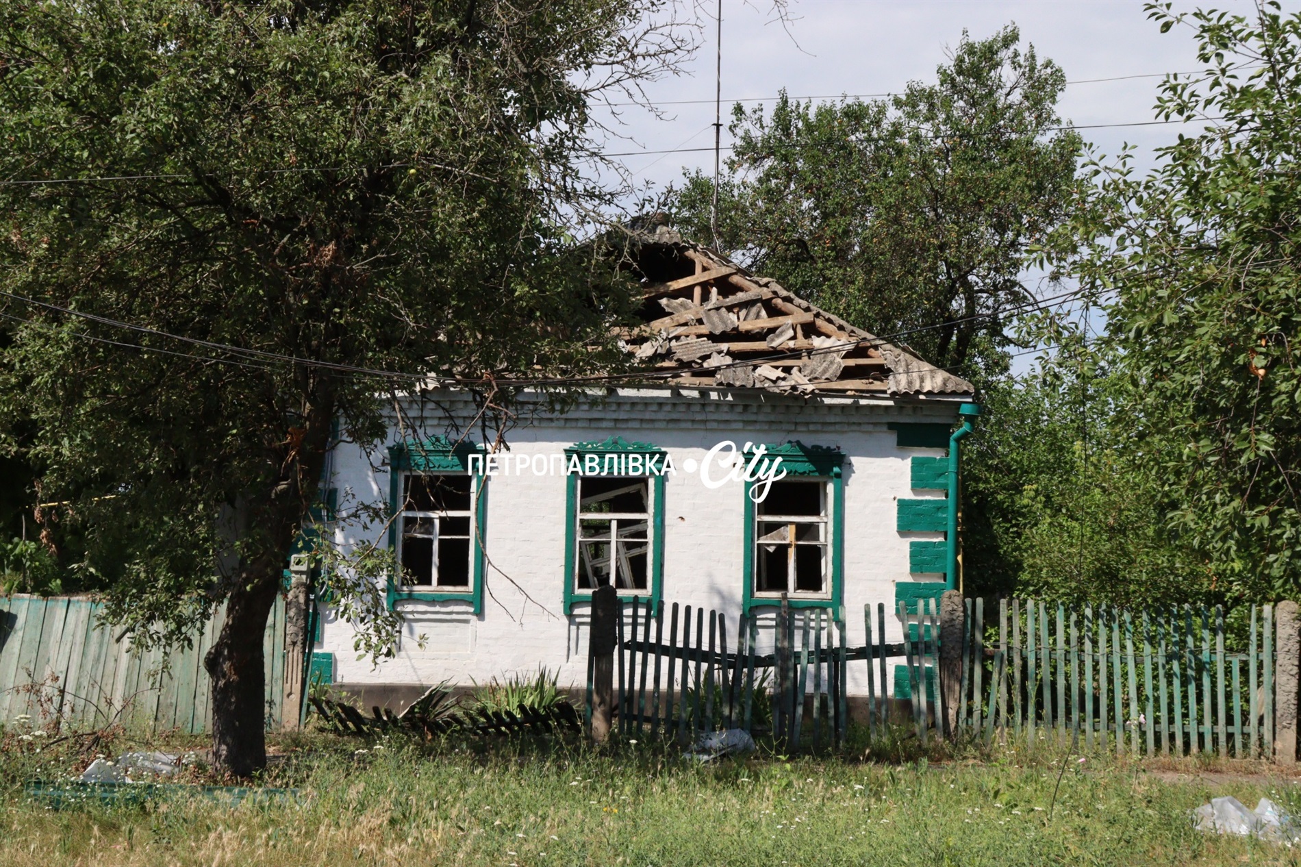 Де ранок починається з КАБів: як виживає прифронтова Васильківка (ВІДЕО)