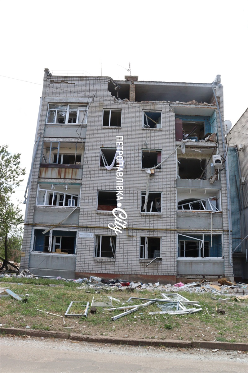 Де ранок починається з КАБів: як виживає прифронтова Васильківка (ВІДЕО)